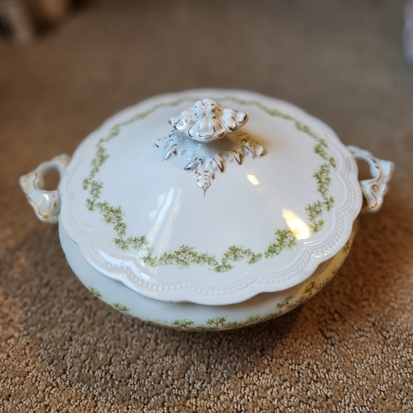 Johnson Brothers Ironstone Serving Dish - Picture 2 of 6